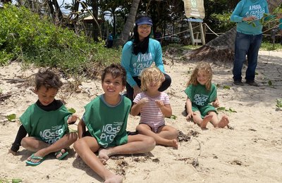 IMA/AL promove mutirão de limpeza e plantio de restinga em praia da Garça Torta