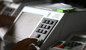 lacracao-urnas-eletronicas_mcamgo_abr_210920221818-11