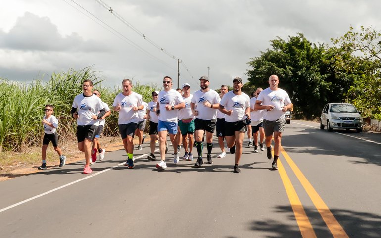 Em São Sebastião, governador inaugura rodovia e autoriza outras obras