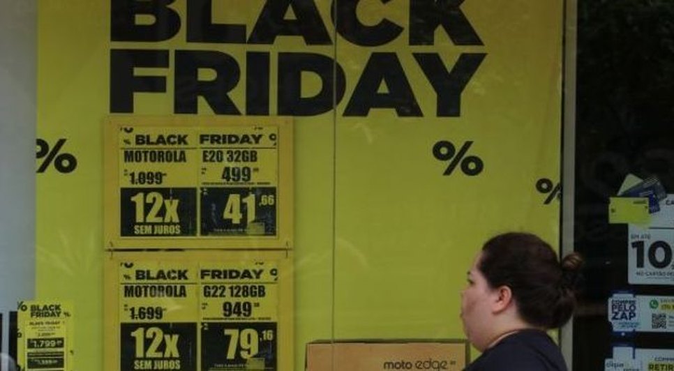 Black Friday: conheça os direitos do consumidor para não cair em golpes na hora das compras / Foto: Foto: Luciano Claudino/Código19/Estadão