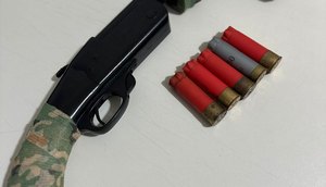 Homem suspeito de roubar estudantes e trabalhadores de fábrica morre durante confronto em Itabaiana