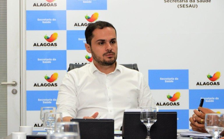 Secretário de Saúde alerta: “AL tem o menor isolamento do Nordeste. Fiquem em casa!”