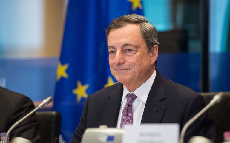 Draghi insta comunidade internacional a garantir acesso universal a vacinas
