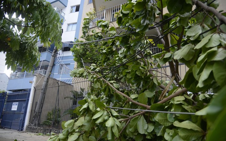 Rio registra fortes ventos devido à passagem de frente fria