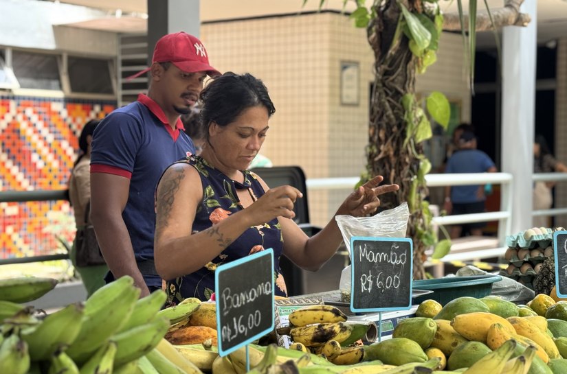 Feira orgânica reúne produtores de três municípios no Sesc Poço