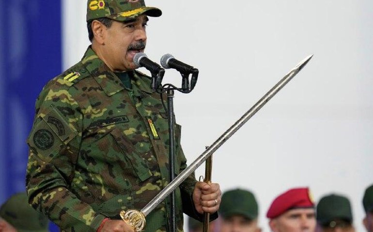 Maduro rejeita 'paz dos escravos' e convoca venezuelanos a defender soberania