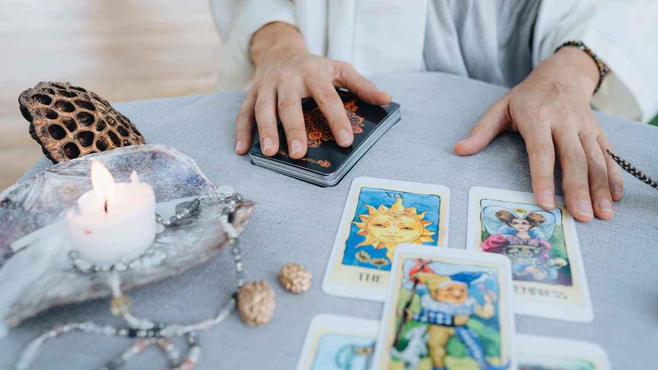 Tarot do dia: previsão para os 12 signos em 30/08/2026