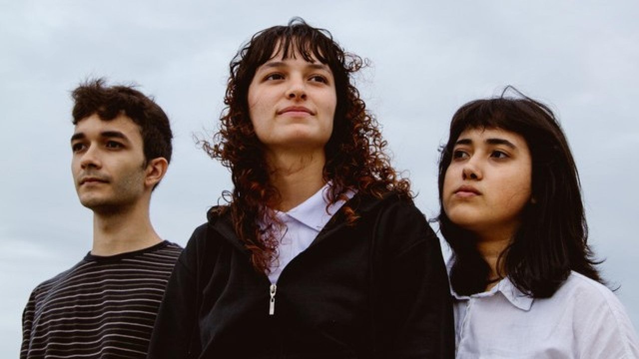 Banda Lugar Algum lança novo disco em sua primeira turnê pelo Nordeste