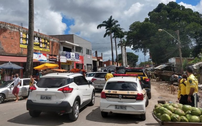 Mercados públicos passam por reordenamento no trânsito