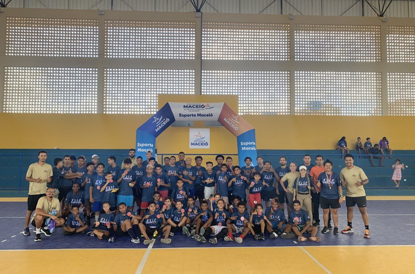 Prefeitura leva torneio de futsal ao Jacintinho e fortalece esportes na capital