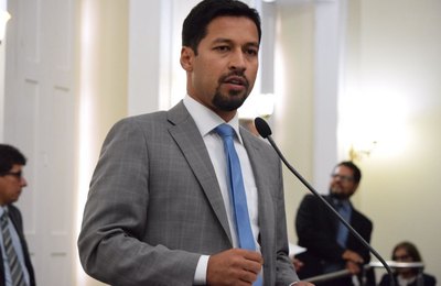 Rodrigo Cunha destaca decisão que concede 50% de desconto nas taxas de registro do 1º imóvel