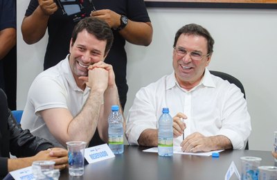 Deputado Daniel celebra investimento para construção de complexo educacional na antiga sede do ASA