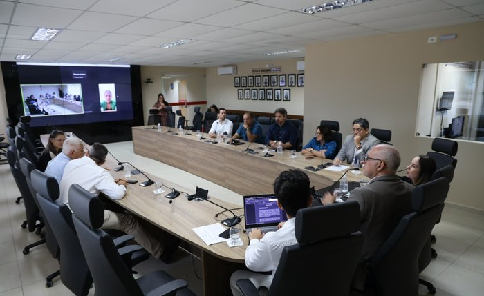 Ministério Público se reúne com interessados para tratar de mortandade de peixes e seus impactos socioambientais