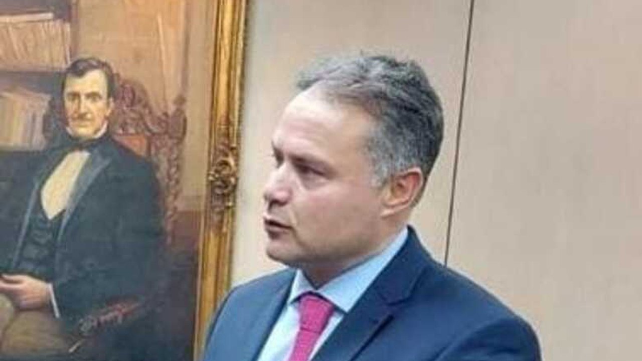 Ministro Renan Filho promete empenho para duplicar trecho da BR-316 em Palmeira