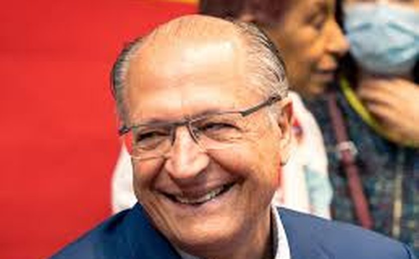 Tarifa dos EUA expõe desvantagem do café brasileiro e frustra euforia inicial da esquerda