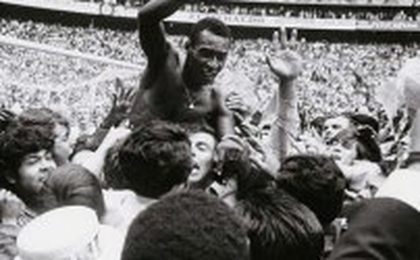 Pelé, um ano de eternidade: Museu do Futebol recebe lançamento de livro infanto-juvenil sobre o Rei