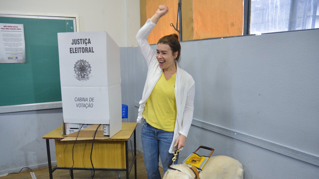 Brasil tem quase 2 milhões de eleitores com deficiência, aponta TSE