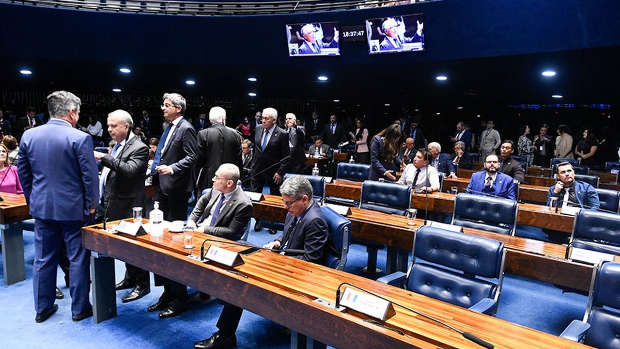Retomada da indústria será tema de debate no Plenário