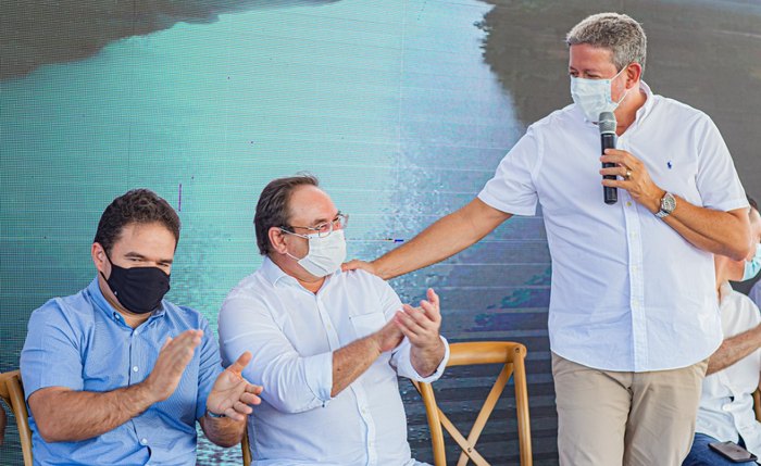 Luciano Barbosa e Arthur Lira durante evento em Arapiraca