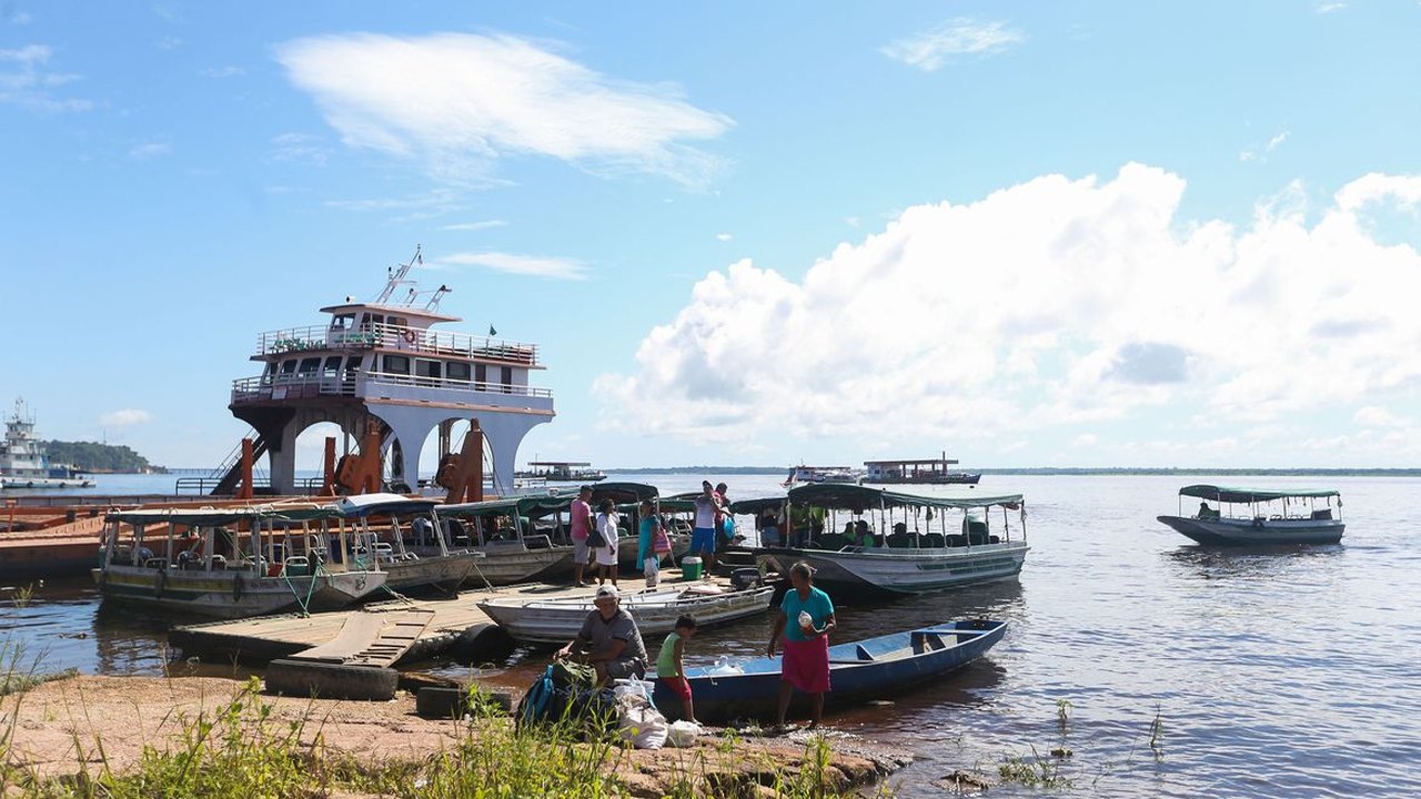 Manaus entra em situação de emergência por causa da seca no Rio Negro