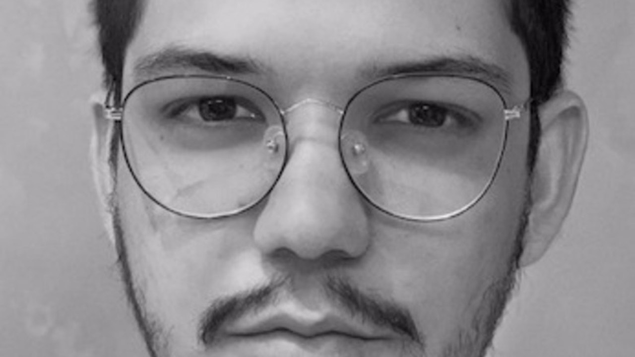 André Santa Rosa lança Retratos de ruínas, uma narração sobre a crise brasileira através do olhar íntimo da poesia