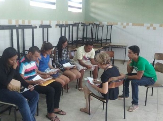 Sete discute superação com profissionais em busca de emprego