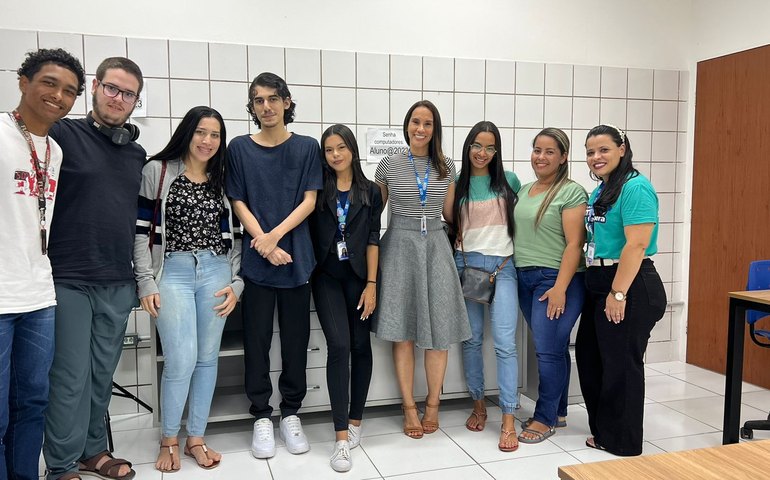 Sesi e IEL aproximam alunos da EJA de oportunidades no mercado de trabalho