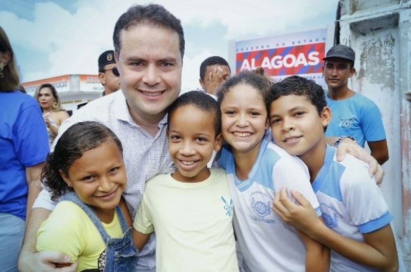 Renan Filho abre Governo Presente e recebe carinho da região Norte