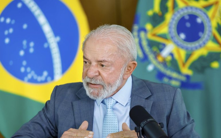 Lula envia ao Congresso projeto de lei pelo fim da escala 6x1