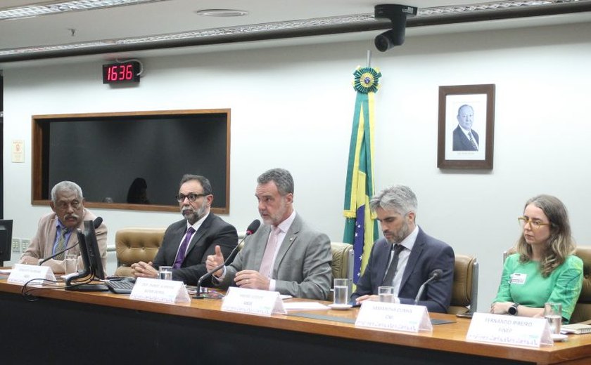 Empresários e trabalhadores apoiam programa Nova Indústria Brasil, mas sugerem ajustes