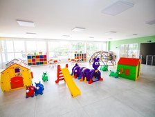 12c66d5e-db42-407e-8ffc-88f4ae4400bc