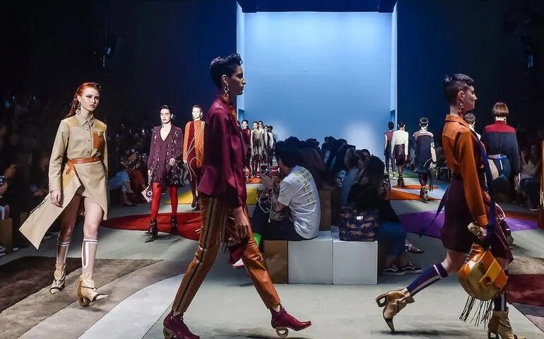 SPFW volta em novo endereço e formato híbrido