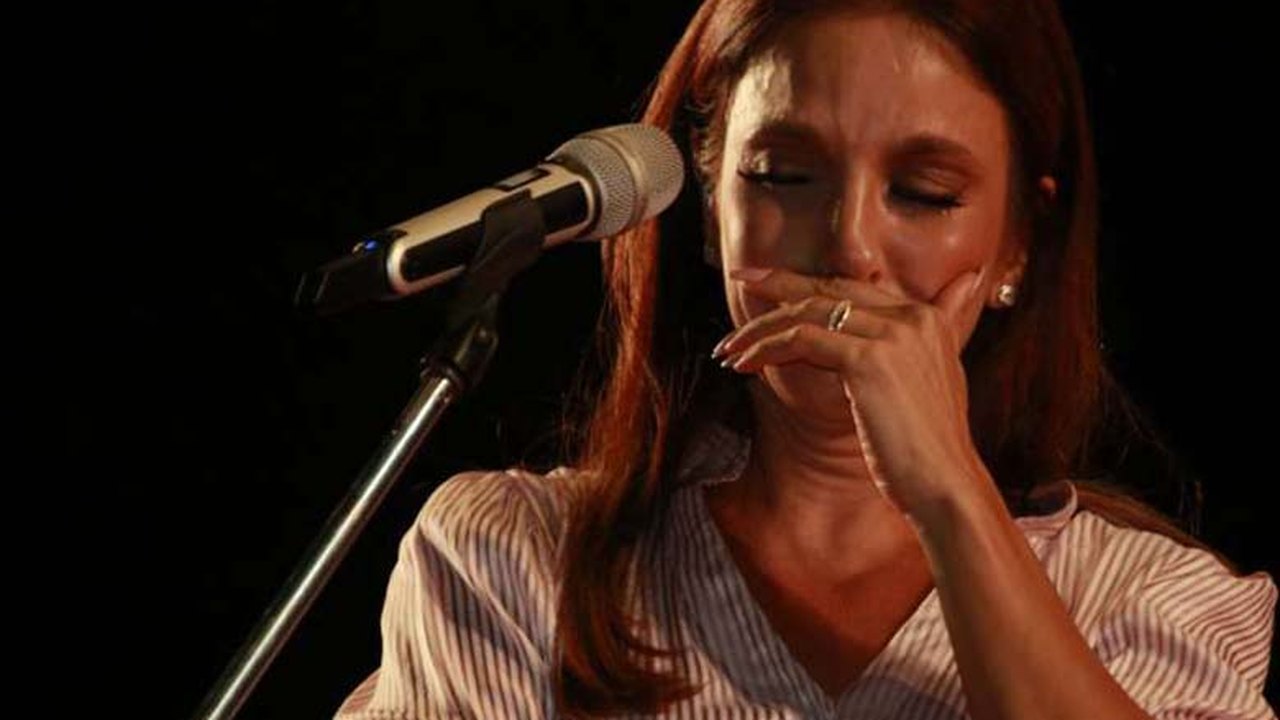 Ivete Sangalo, de maiô, exibe corpão: ‘Sem respirar pra foto ficar de deusa’