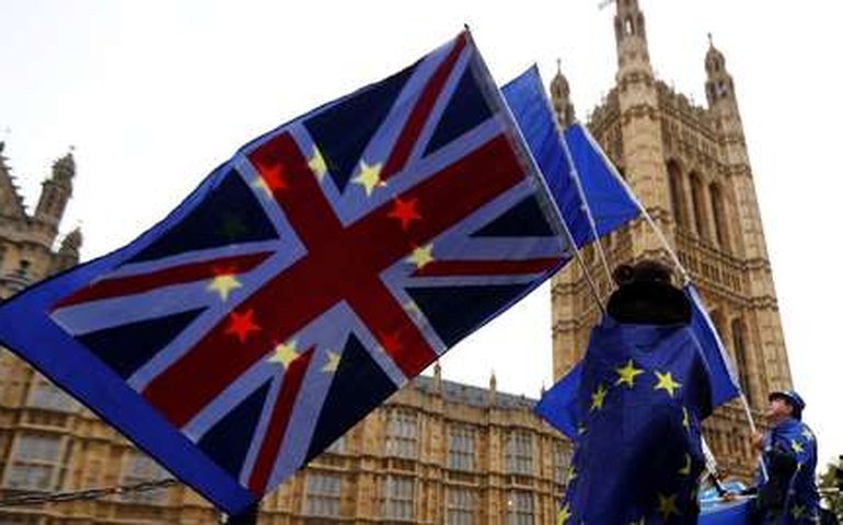 PMI de serviços do Reino Unido cai a 55 em agosto e fica abaixo da prévia