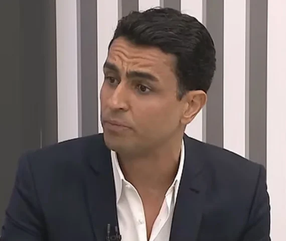 Pesquisas encomendadas por JHC desafiam a realidade e viram piada na internet; um dos institutos é de Tadeu Lira, primo de Arthur