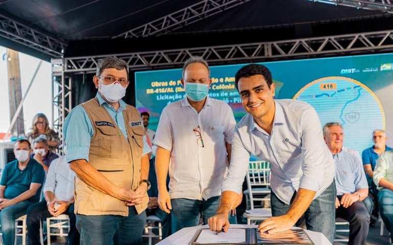 Emendas de JHC garante conclusão das obras da BR-416, que liga Ibateguara a Colônia Leopoldina