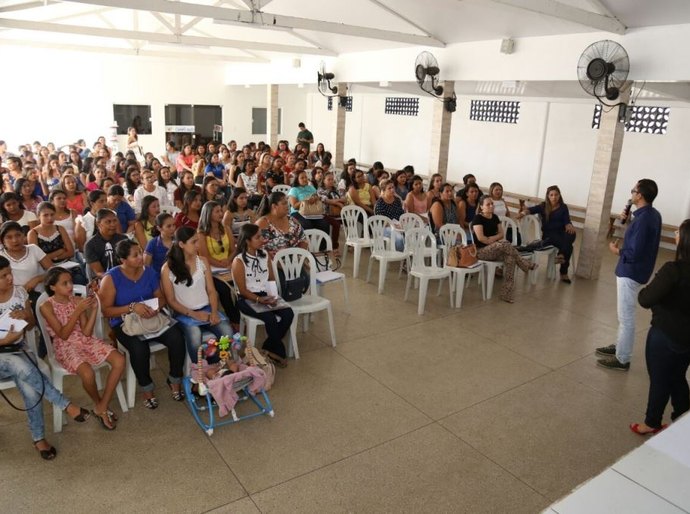 Campo Alegre reúne em curso docentes e auxiliares da educação infantil
