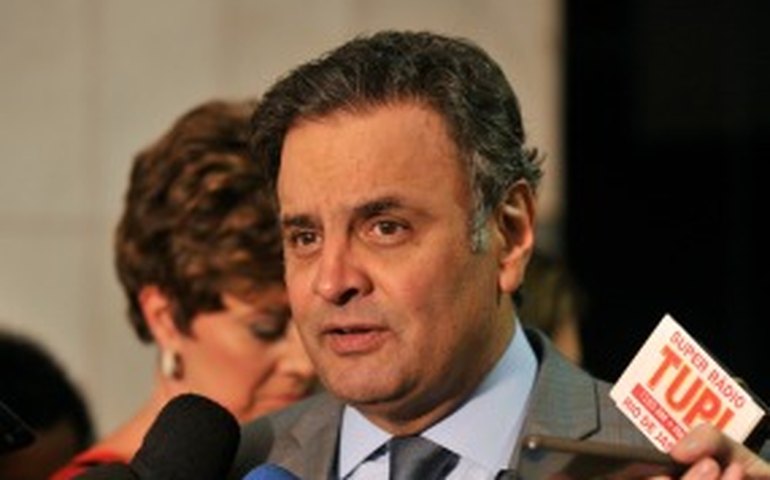 STF decide que Aécio está impedido de deixar o Brasil