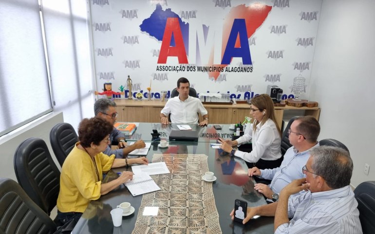 Emater se reúne com AMA para debater atendimento na emissão do CAF em Alagoas