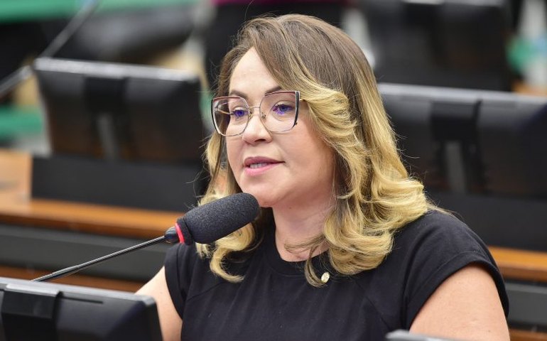 Comissão de Constituição e Justiça aprova criação do Dia da Diversidade Surda