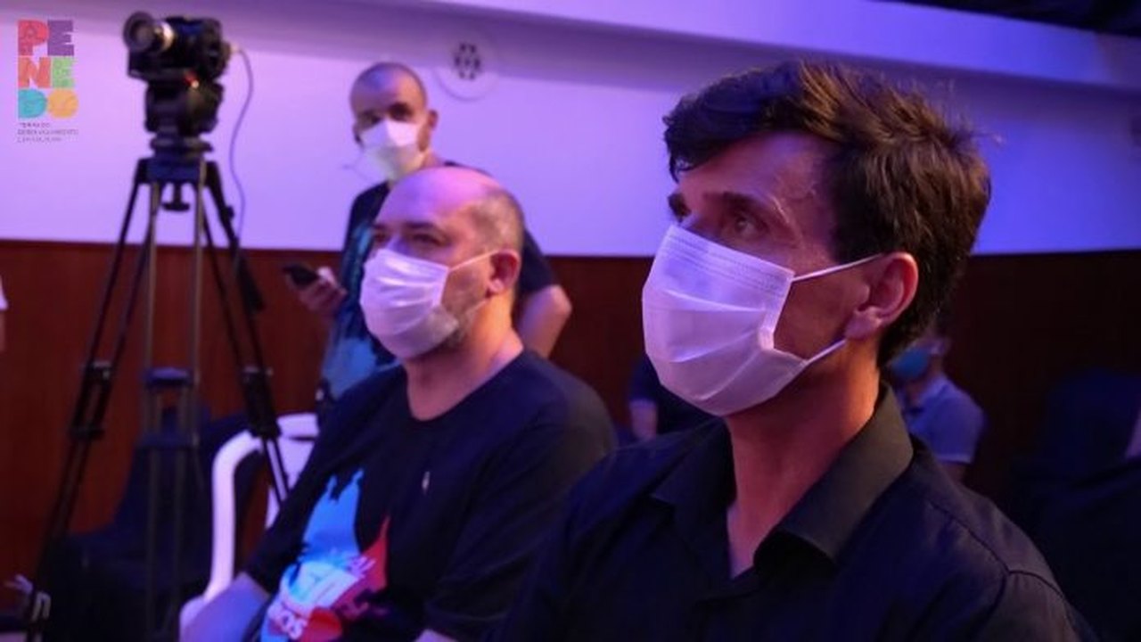 Vídeo: Prefeito Marcius Beltrão destaca avanços para Penedo na abertura do Circuito de Cinema
