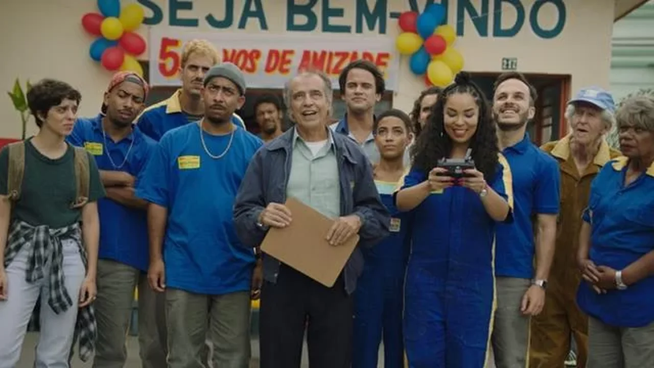Série 'Auto posto' retorna com bom humor e ironias