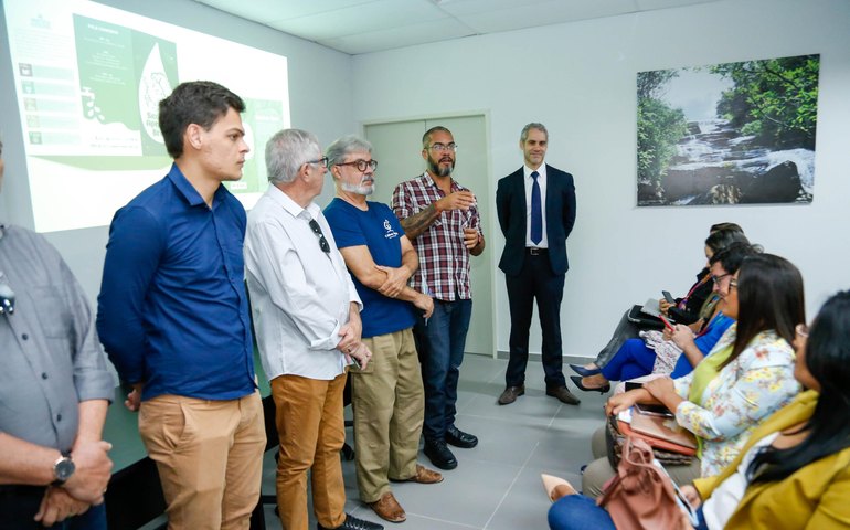 Educação firma parcerias para melhorar a qualidade da água nas escolas da rede estadual