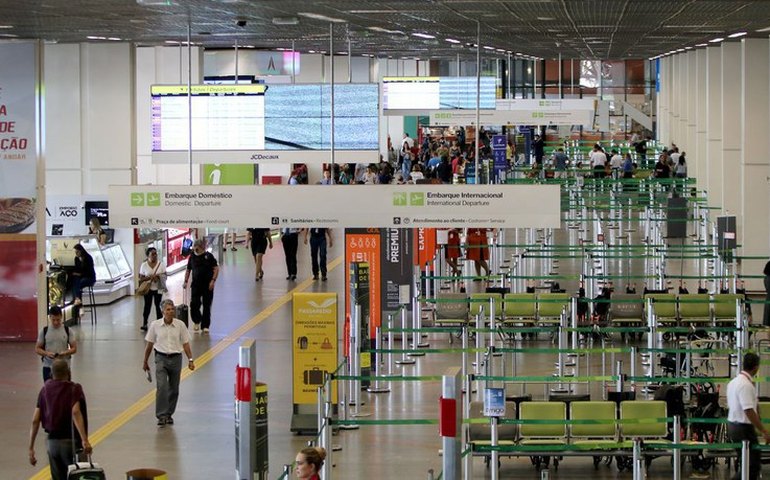 Voa Brasil tem mais de 500 opções de trechos aéreos para visitar mais de 60 cidades brasileiras