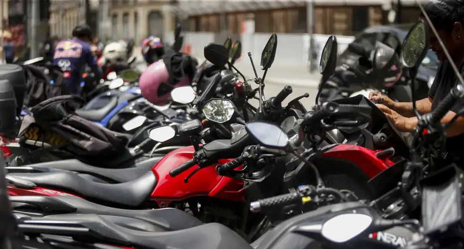 Presidente sanciona Lei que garante continuidade do Move Brasil para motoristas e entregadores