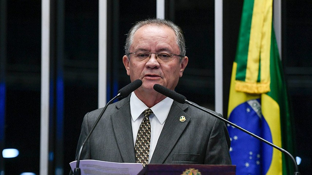 Zequinha Marinho critica vinda de Nicolás Maduro ao Brasil
