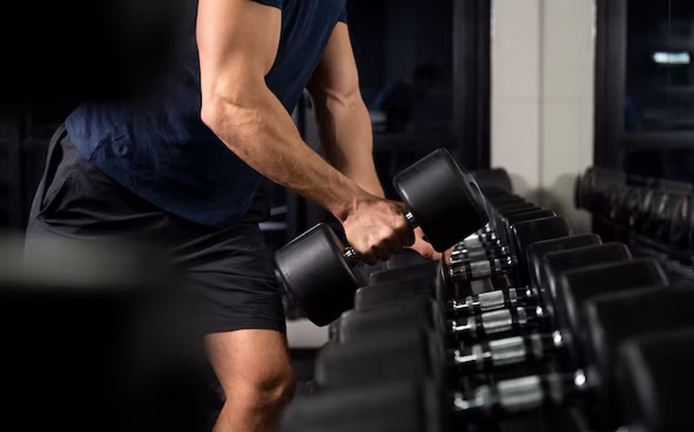 Morte na academia: especialistas alertam para riscos em equipamentos de musculação