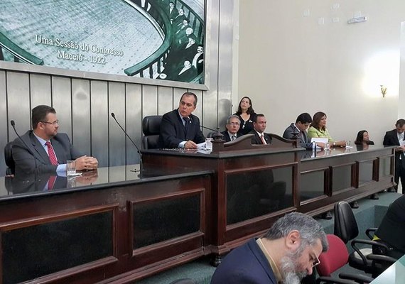 Audiência pública homenageia juiz Alan Esteves, na Assembleia Legislativa