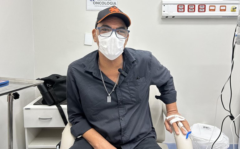 Hospital Metropolitano de Alagoas acolhe caminhoneiro em tratamento oncológico: “Sinto-me em casa”