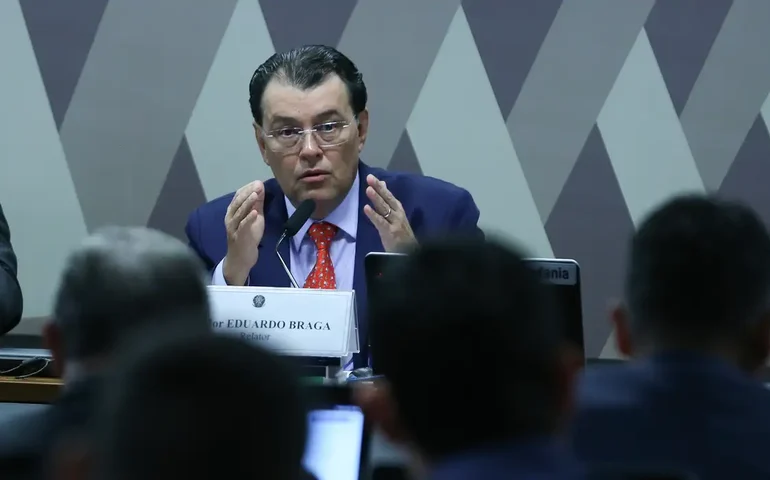 Braga propõe dispositivos mínimos para assegurar instituição do Comitê Gestor do IBS